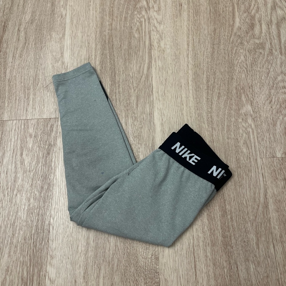 nike pants - Picture 3 of 3